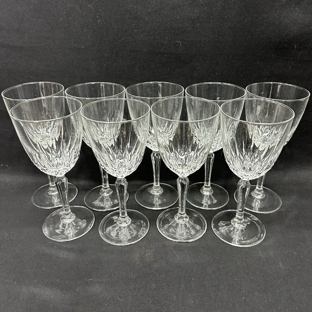 Luminarc 'Diamant' Crystal Wine‎ Glass, Vintage, Set of 9